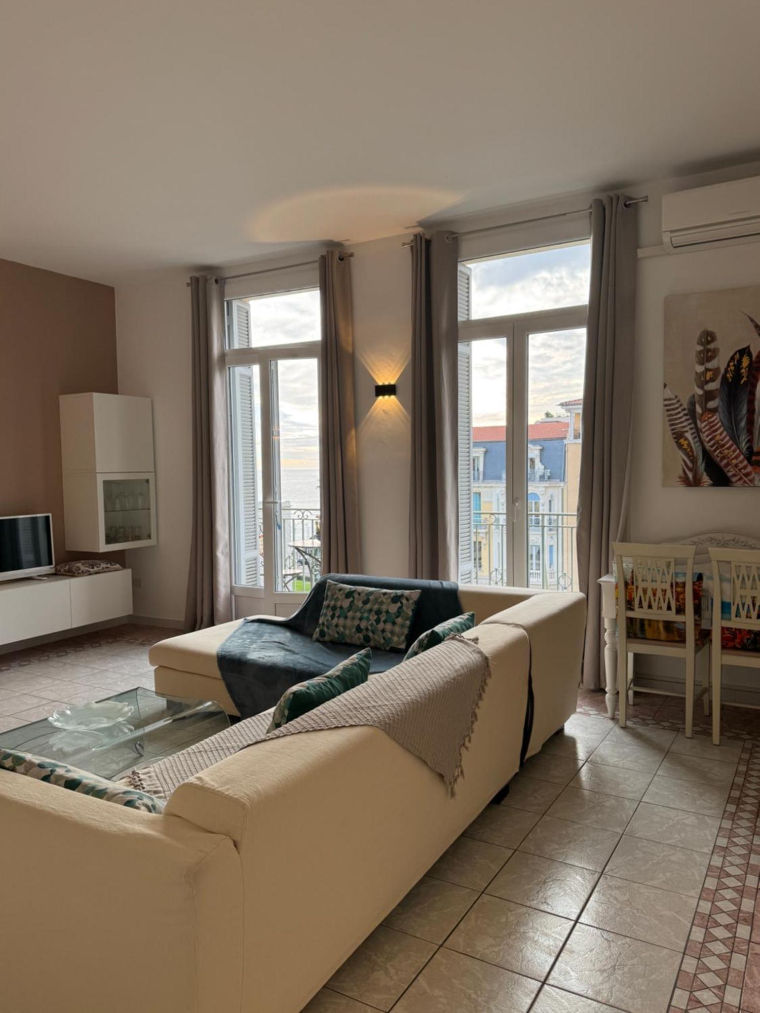 Menton Centre Vue Imprenable Sur Mer Et Jardin Bioves Exterior photo
